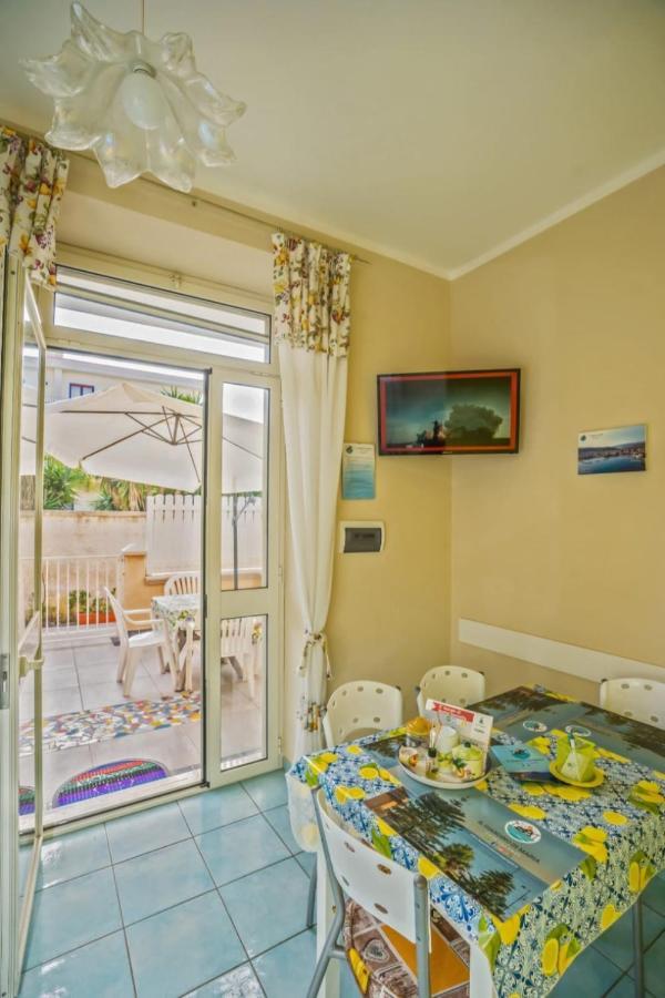 Villa Il Giardino Di Maria à Agropoli Chambre photo