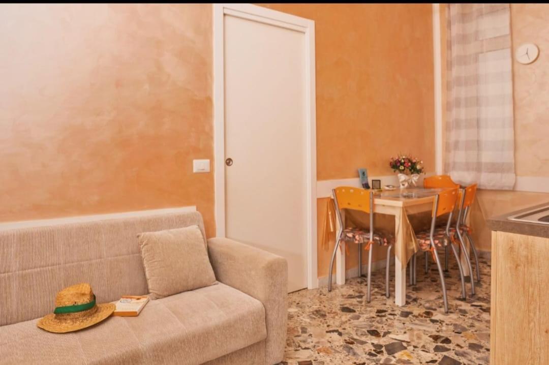 Villa Il Giardino Di Maria à Agropoli Chambre photo